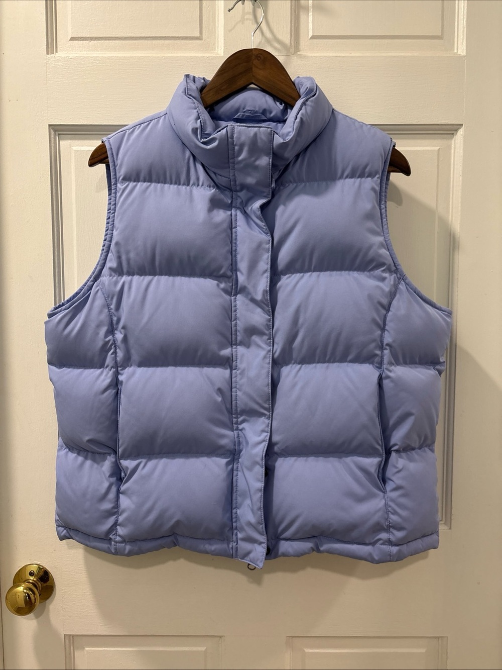 L.L. Bean Women’s Goose Down Puffer Vest Size Large Petite Periwinkle Blue EUC